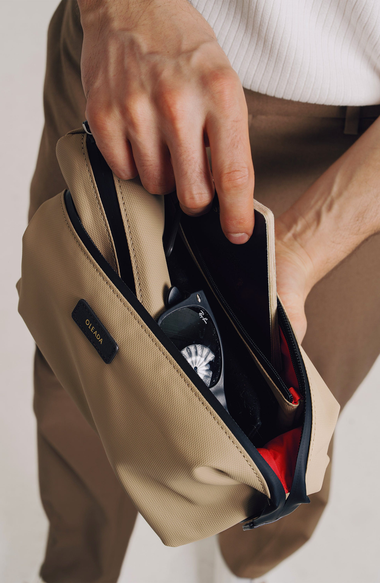 OLEADA AnyWear Toiletry Set, Alternate, color, Abu Dhabi