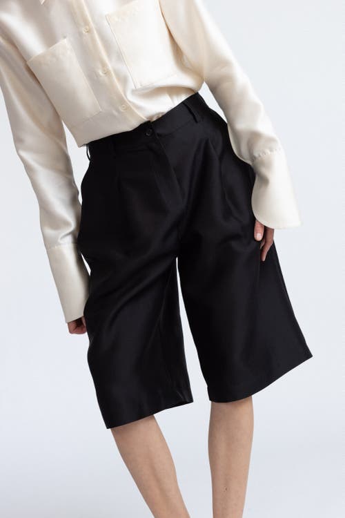 Alas Silk-wool Blend Darted Bermuda Shorts In Black