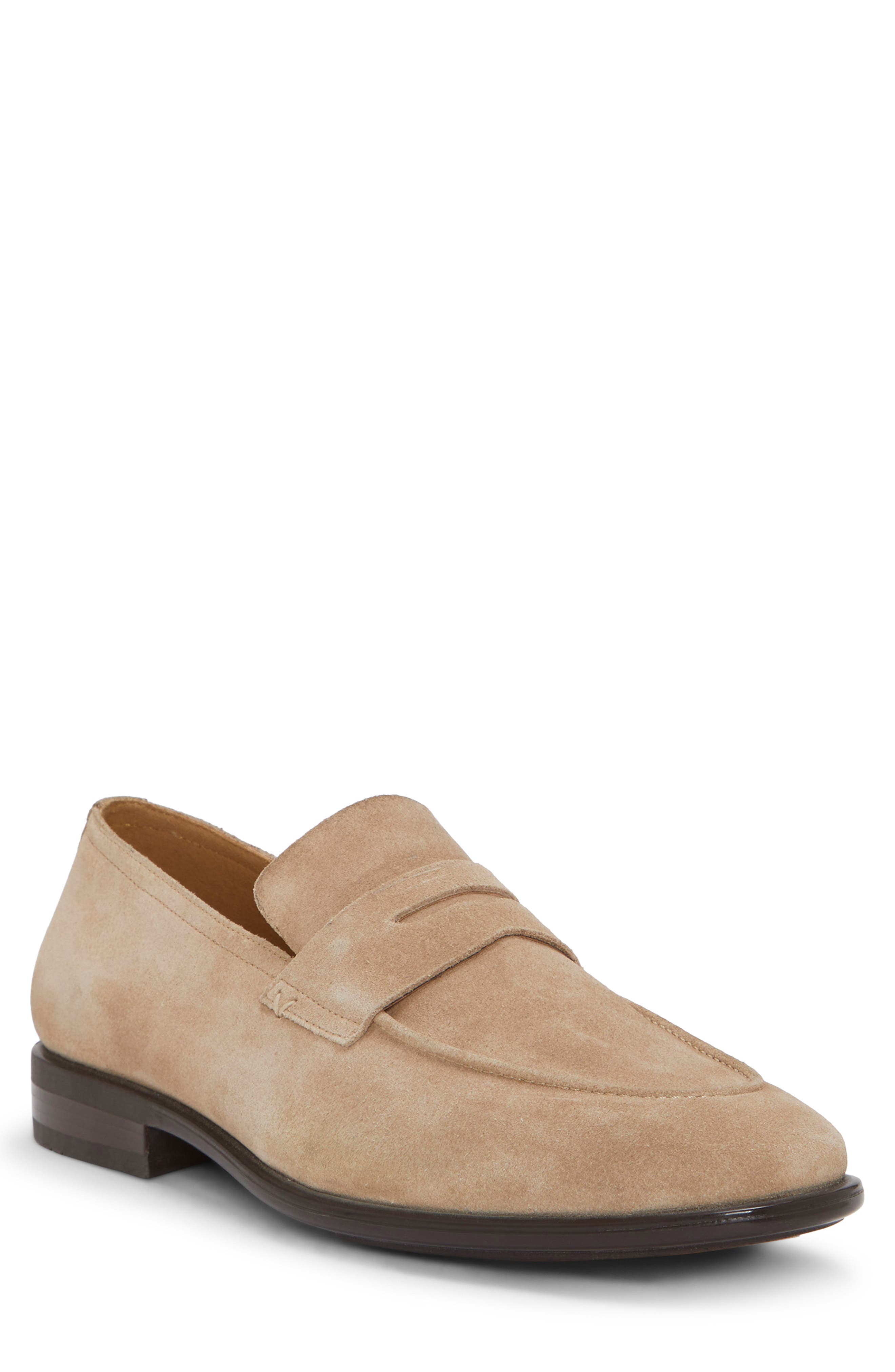 beige dress shoes