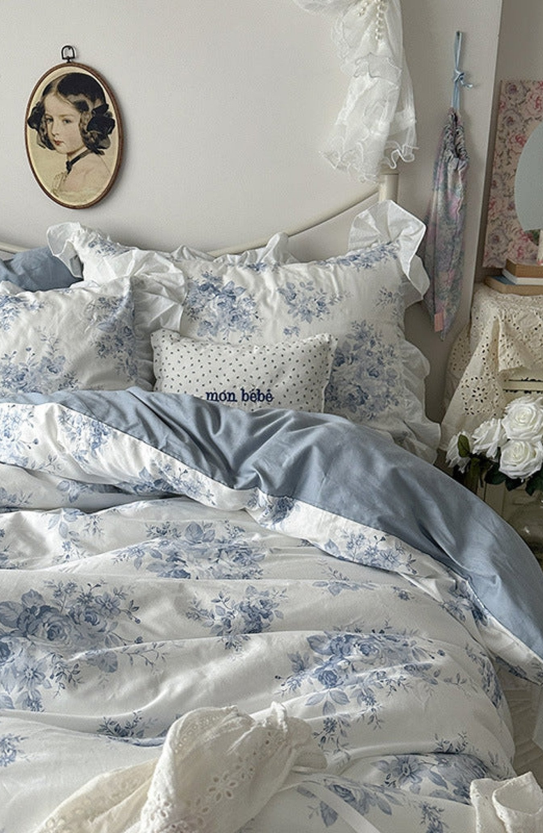Ever Lasting French Ruffle Floral Bedding Set, Alternate, color, Blue Floral / Flat