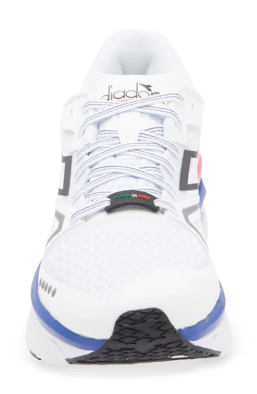 Diadora Atomo V7000-2 Running Shoe In White/surt The Web/pink Fluo