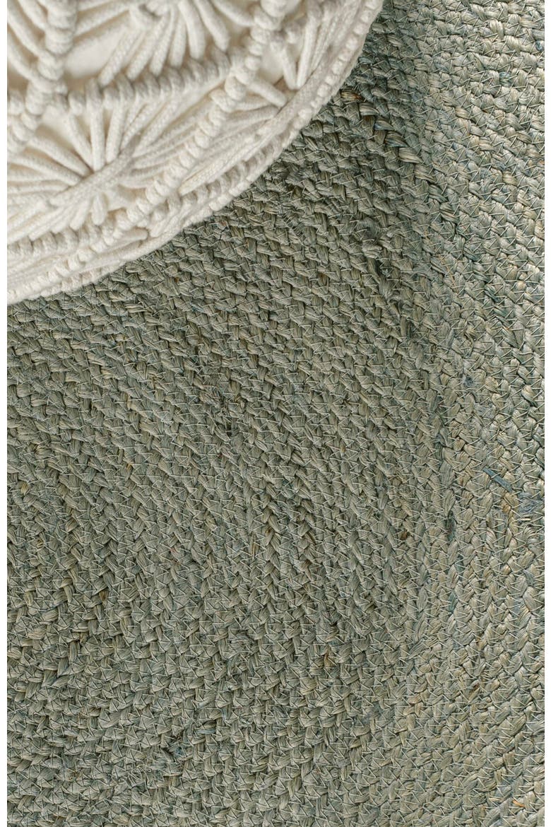 Zara Braided Coastal Cottage Round Jute Round Area Rug, Alternate, color, Gray