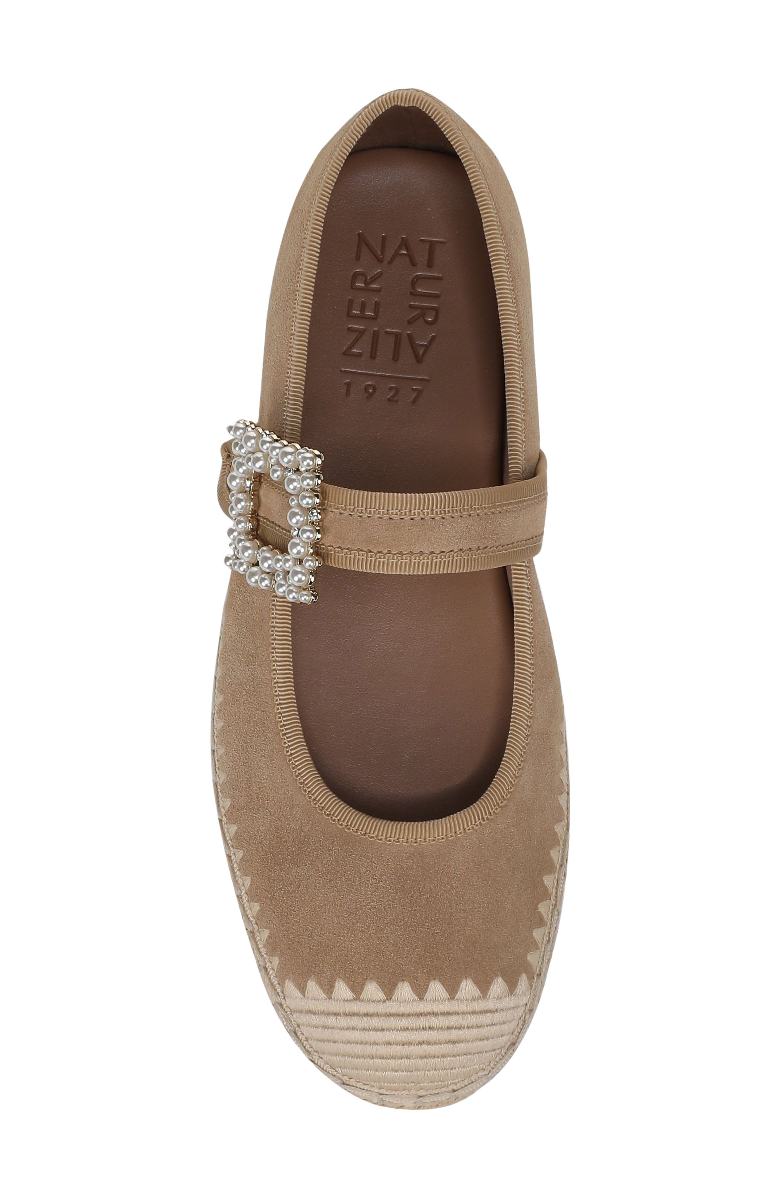 Naturalizer Java Mary Jane Flat, Alternate, color, Dune Dust Tan