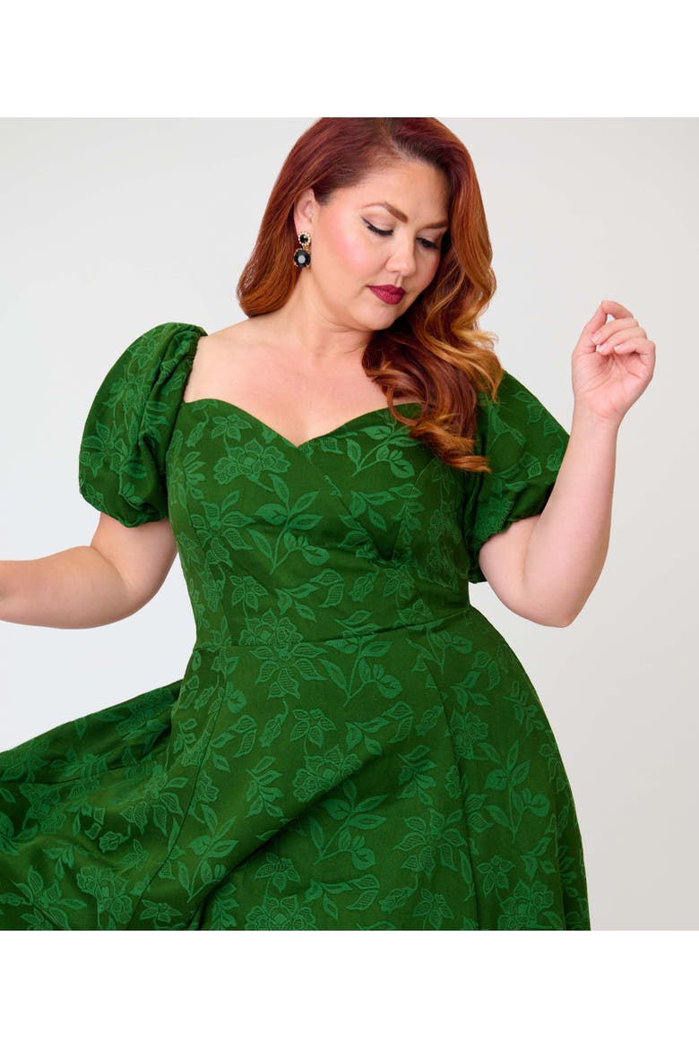 Plus Size Jacquard Sweetheart Swing Dress, Alternate, color, Green Floral Print