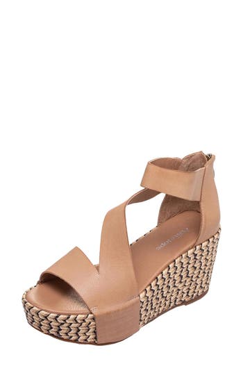 Antelope Kat Wedge Sandal In Brown