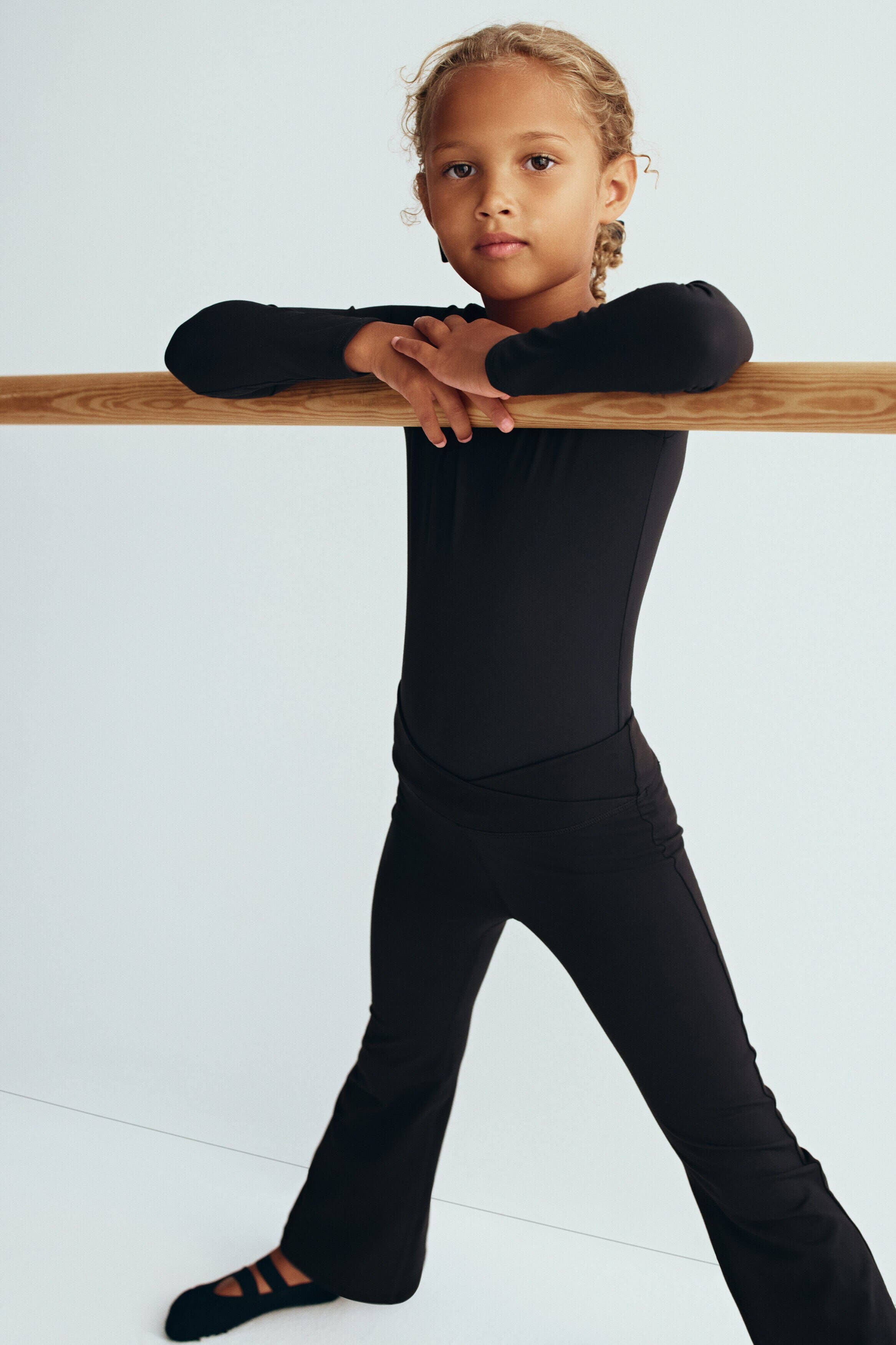 H&M Move Flared Sports Leggings With Softmove | Nordstrom