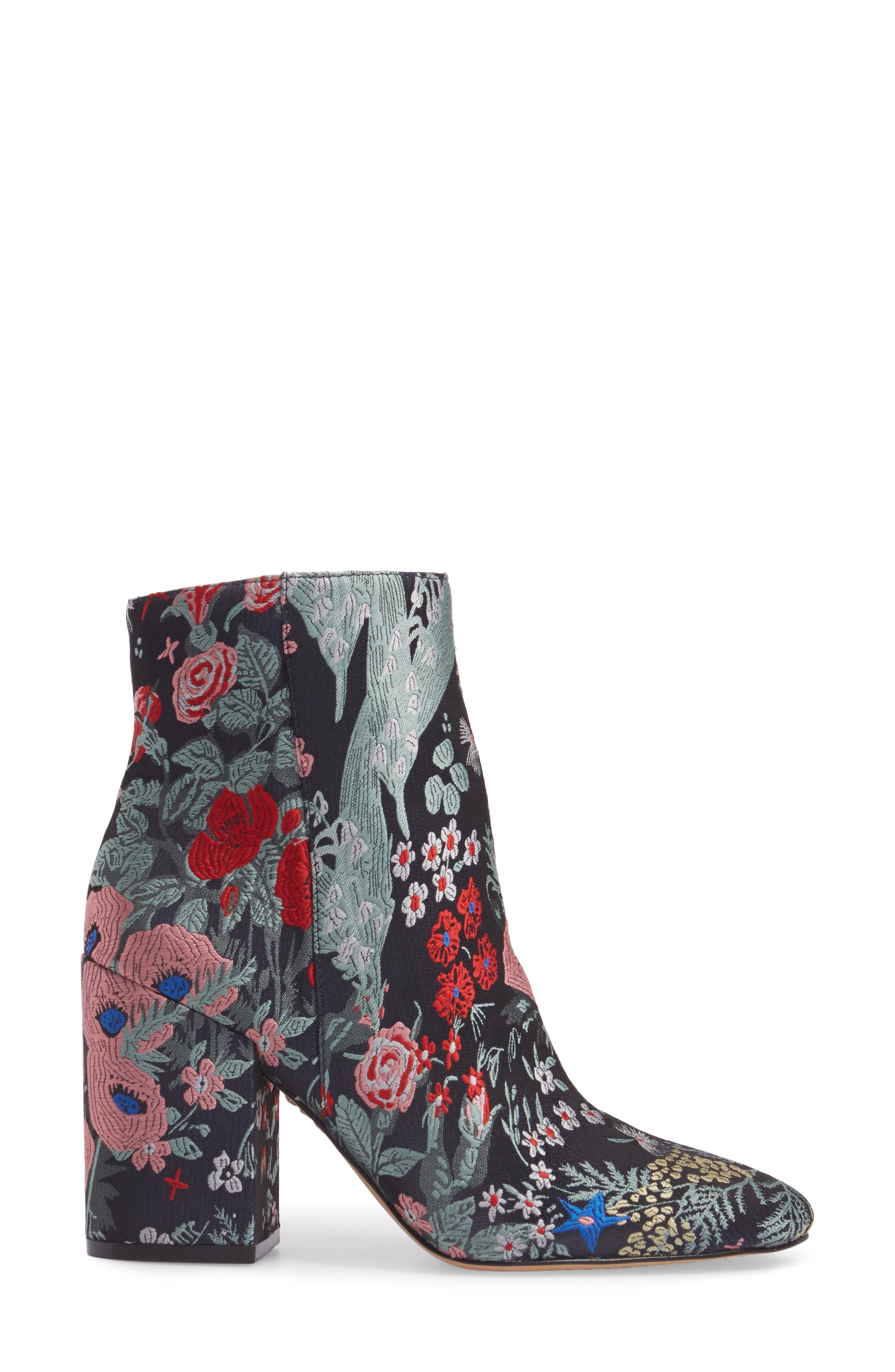 Vince Camuto Destilly 2 Bootie, Alternate, color, 