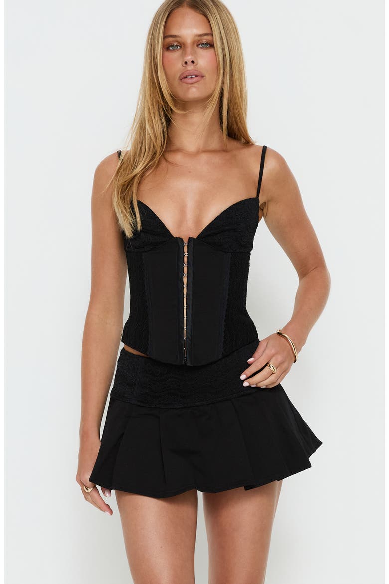 Amoure Pleated Micro Skort, Alternate, color, BLACK