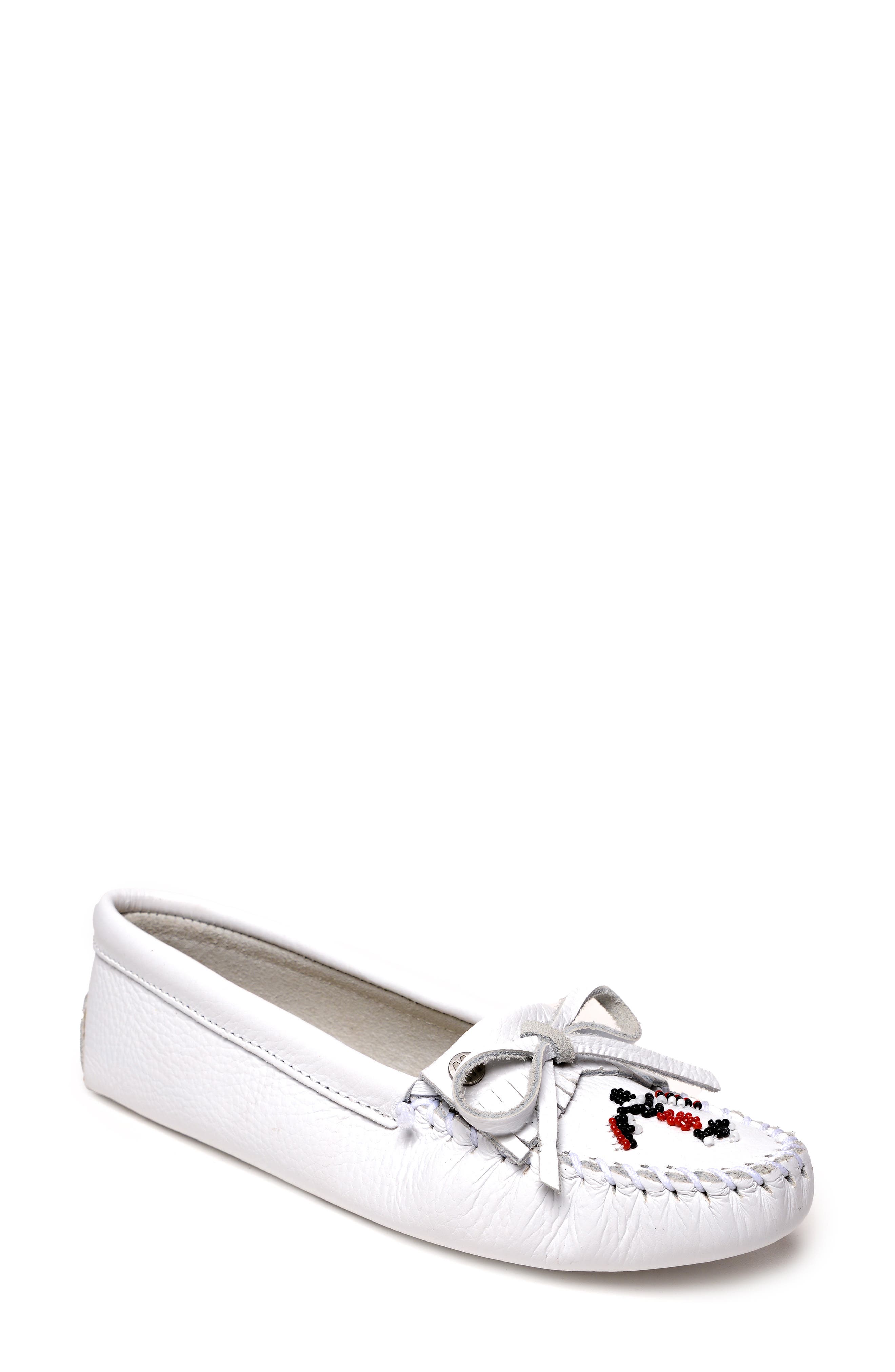 Minnetonka x Lucie Skjefte Thunderbird 'Animikii' Softsole Slipper, Main, color, White