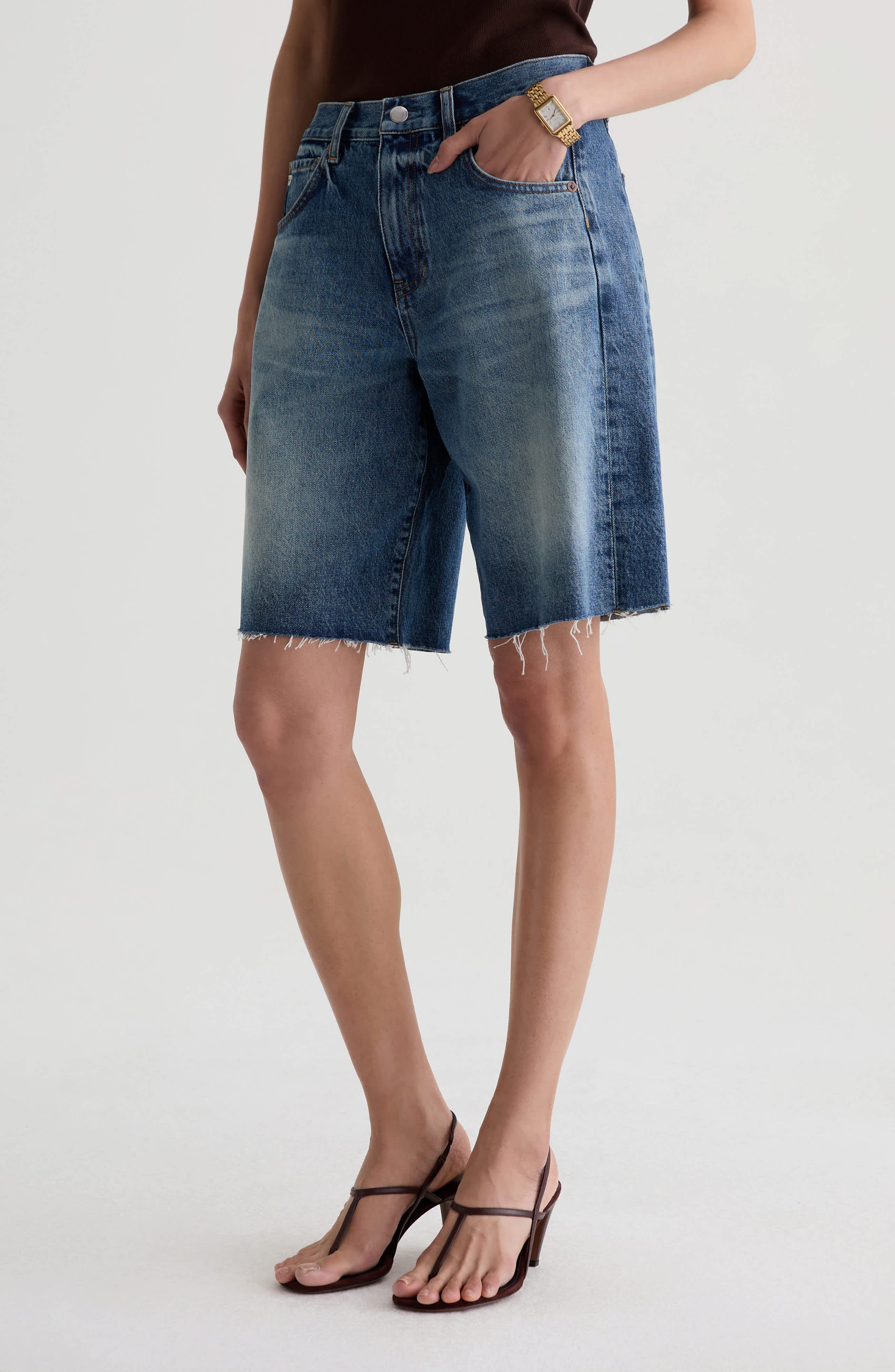 Женские AG Hattie Raw Hem High Waist Denim Barrel Shorts — фото 6