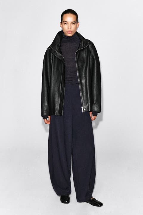 Fluid Topstitched Barrel-leg Pants