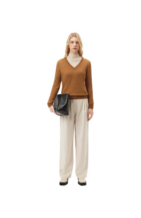 Essential Cashmere V-Neck Sweater