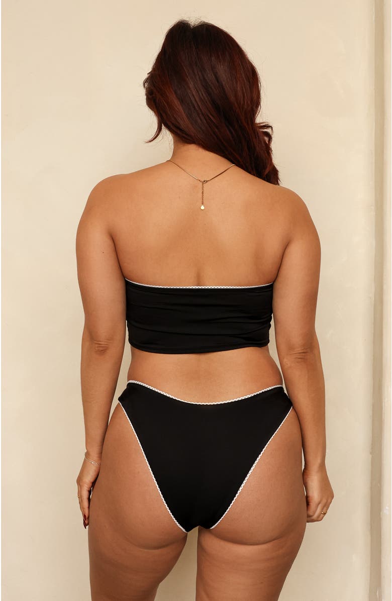 Dippin Daisys Mary Bandeau Bikini Top, Alternate, color, Black