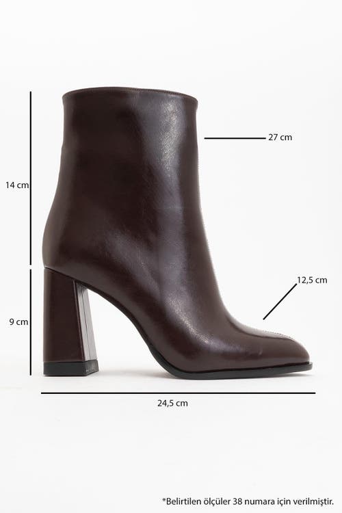 Prologue Shoes Jewel High Heel Boot In Burgundy