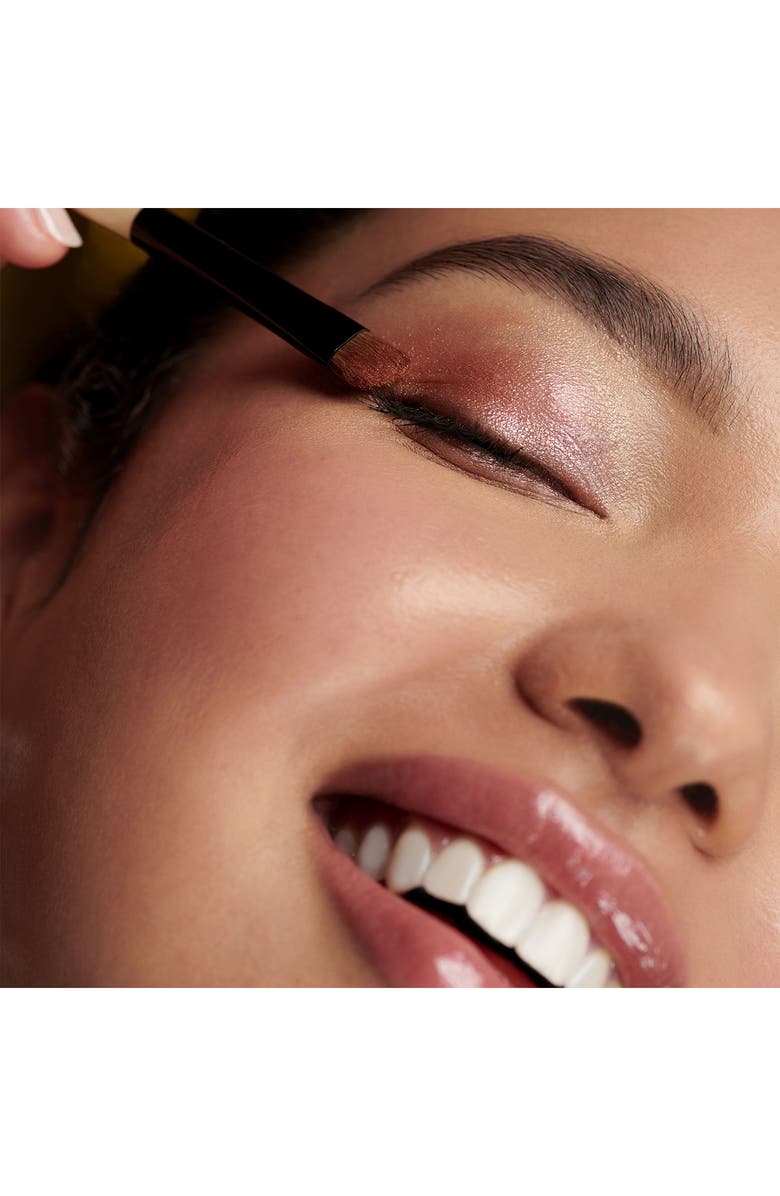 Bobbi Brown Eyeshadow Brush, Alternate, color,