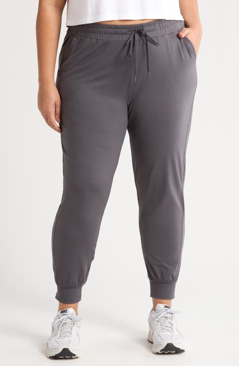 Move In Pocket Joggers (Plus)