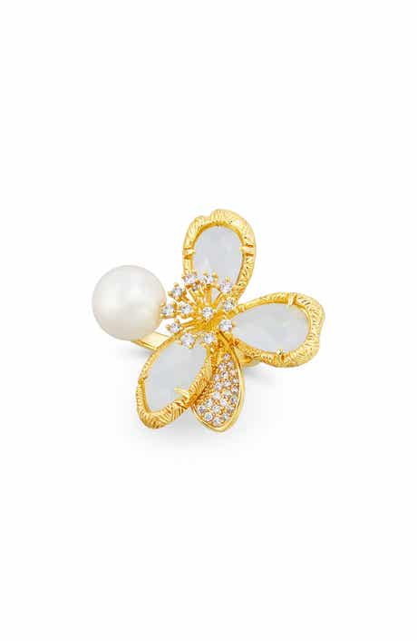 SAVVY CIE JEWELS Crystal Flower & Imitation Pearl Ring