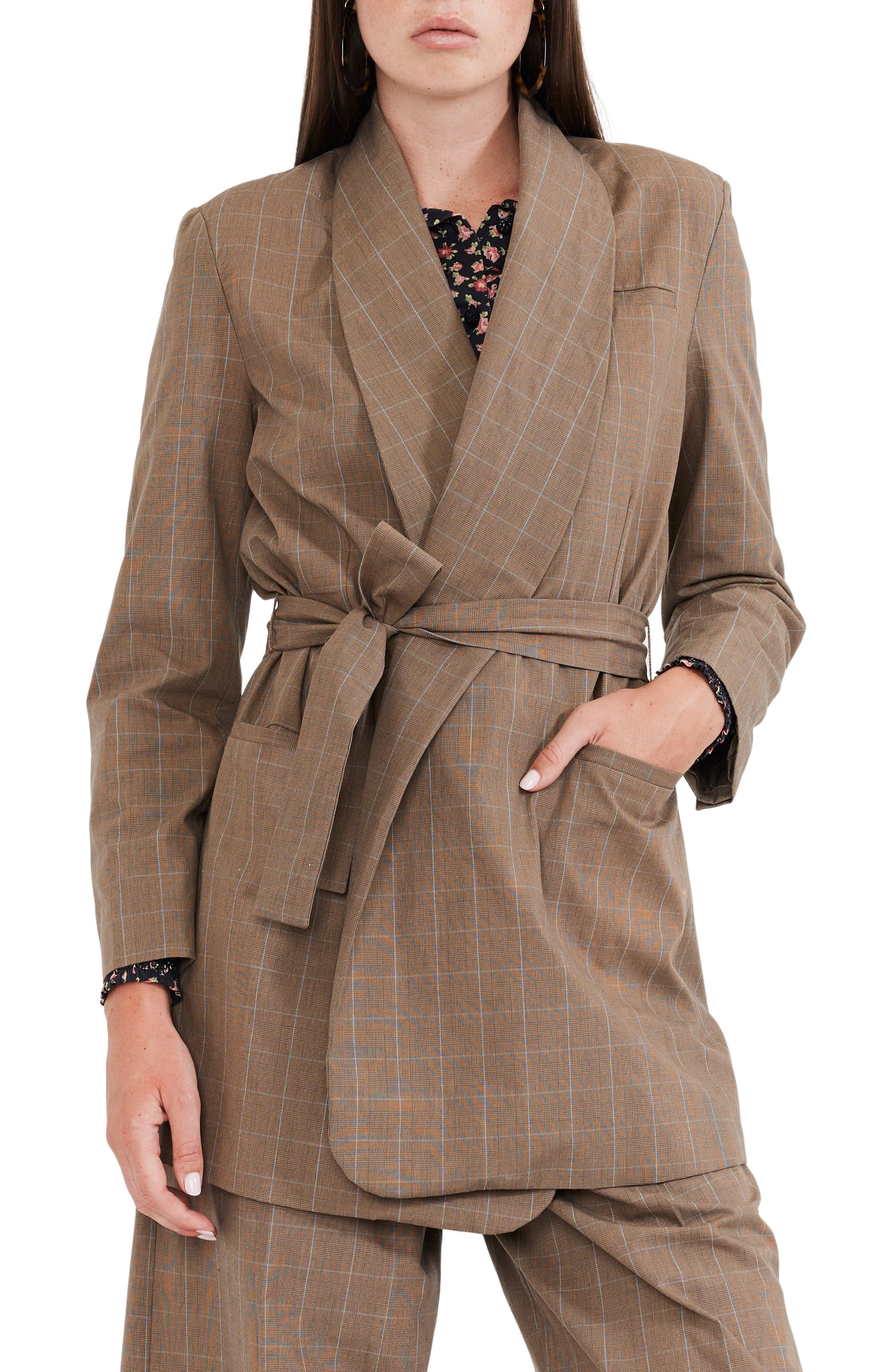 Blazer With Waist Tie