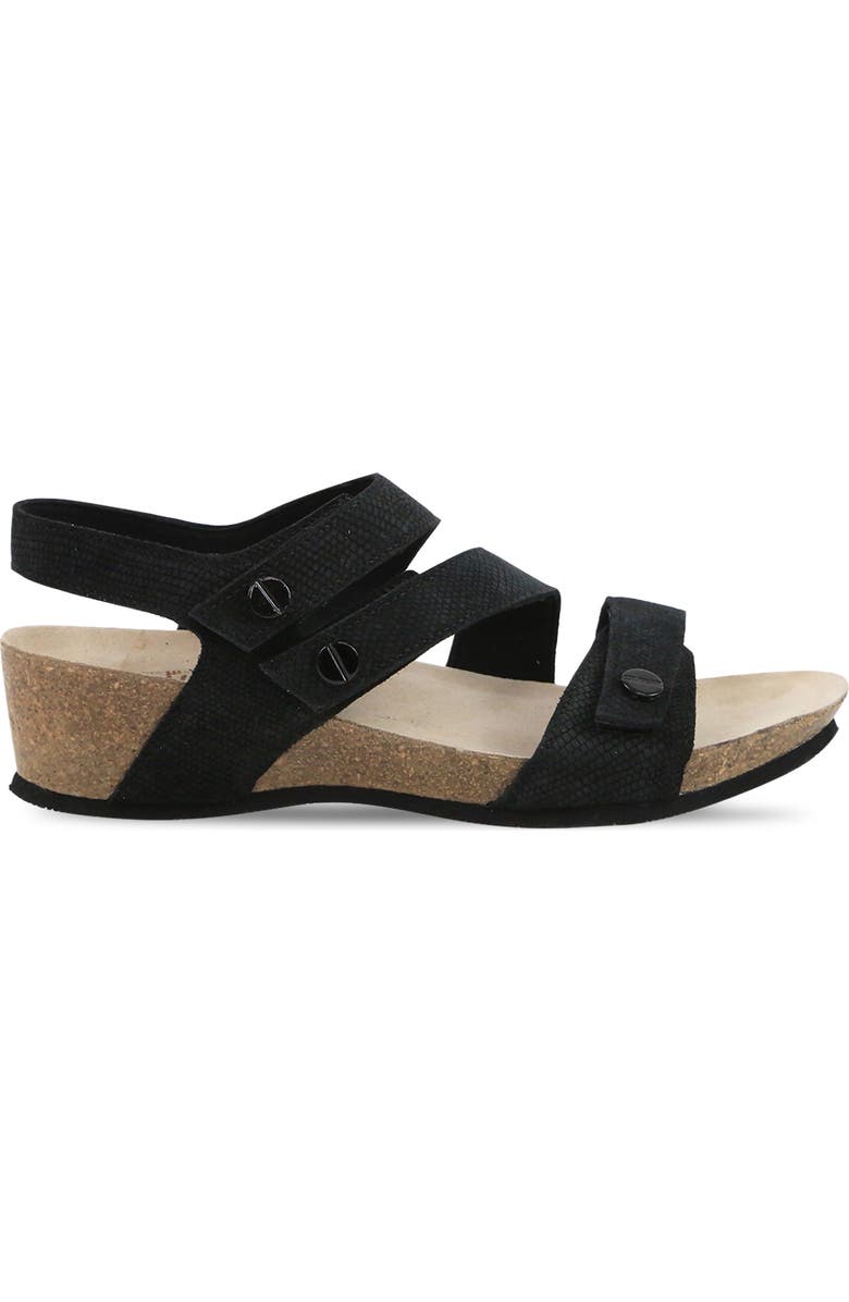 Munro Del Mar Sandal, Alternate, color, Black Lizard Suede