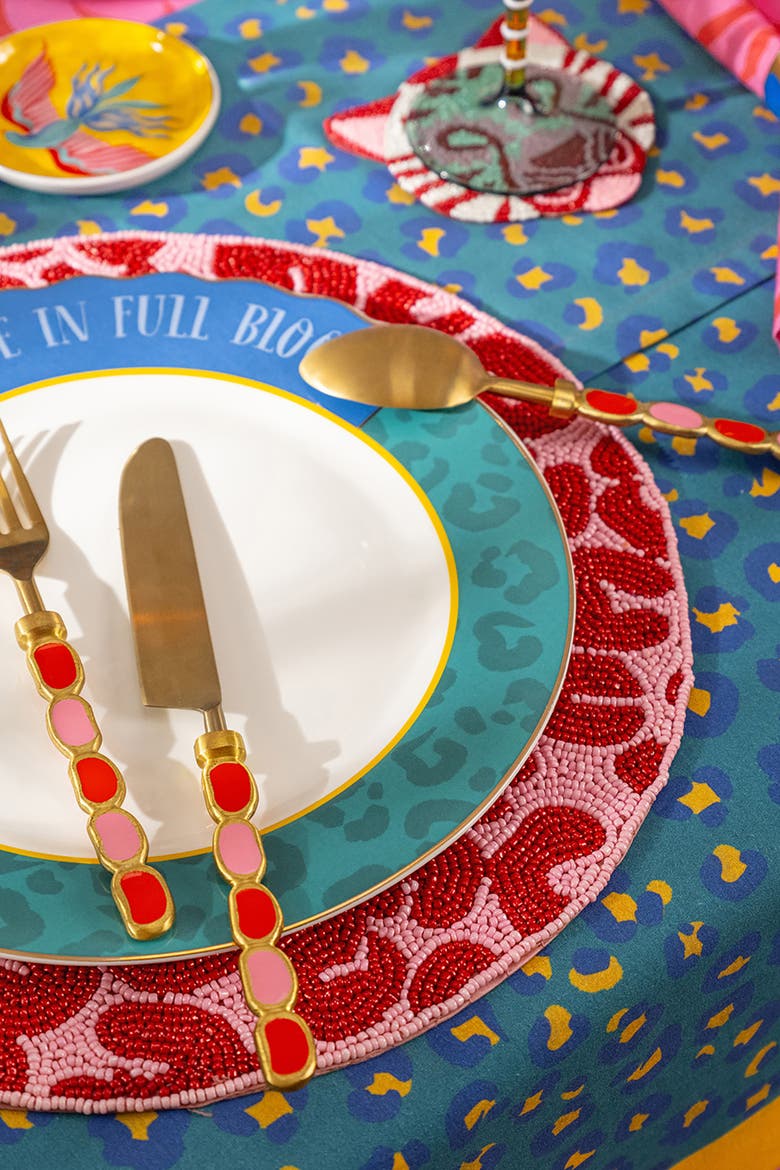 Dadri Beadded Placemat Animal 14 In, Alternate, color, Red