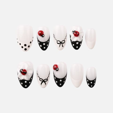 Ladybug Couture - Nail Set