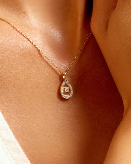 Zarux Grace Teardrop Necklace In Gold