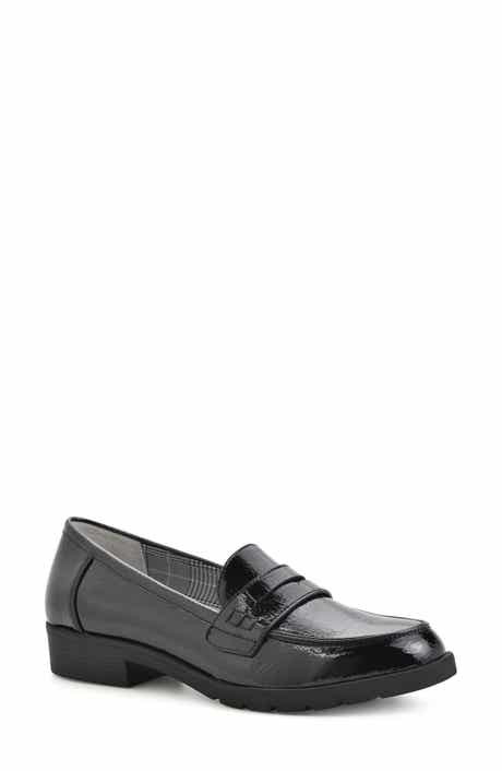 CLIFFS BY WHITE MOUNTAIN Galah Penny Loafer