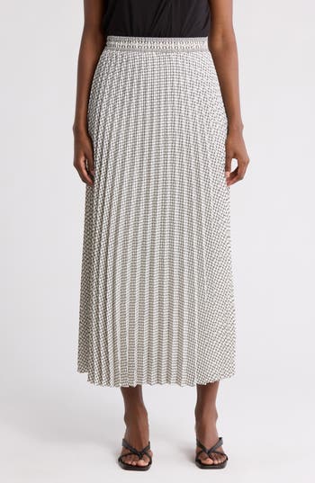 Max Studio Pleated Maxi Skirt In Ivory Shapes