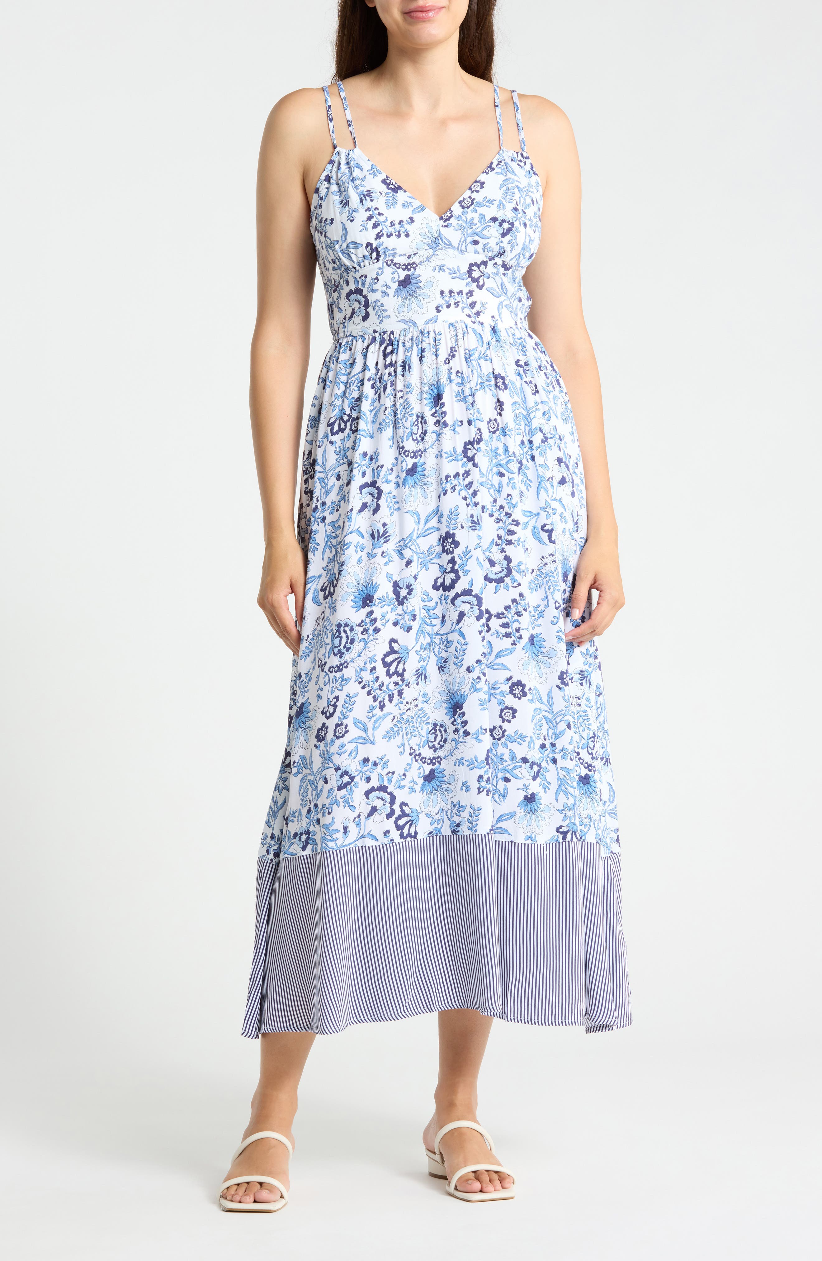 BLUE COTTAGE FLORAL