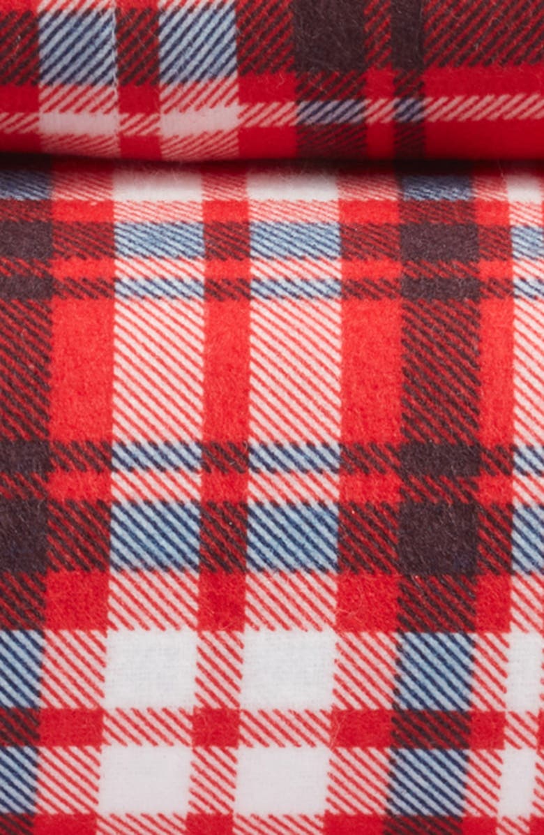 Nordstrom Family Flannel Holiday Sheet Set, Alternate, color,