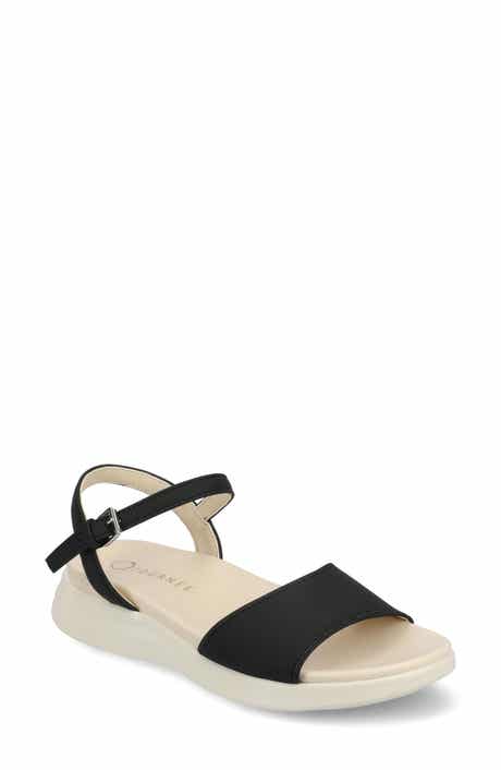 Journee Collection Jaylee Wedge Sandal