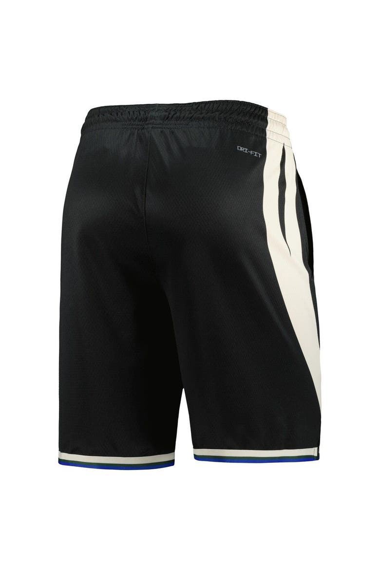 Men's Jordan Brand Black Milwaukee Bucks 2022/2023 Statement Edition Swingman Performance Shorts, Alternate, color, Black