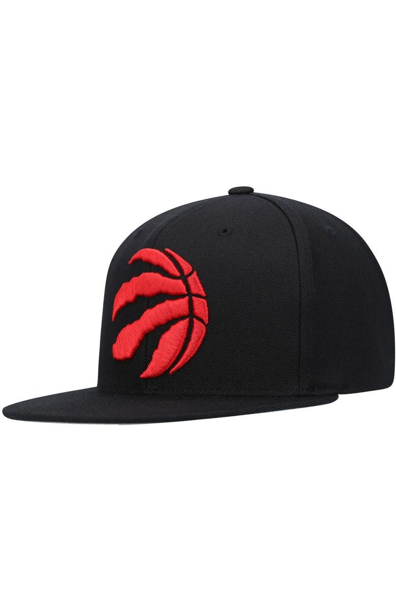 Mitchell & Ness Men's Mitchell & Ness Black Toronto Raptors Team Ground Snapback Hat, Main, color,