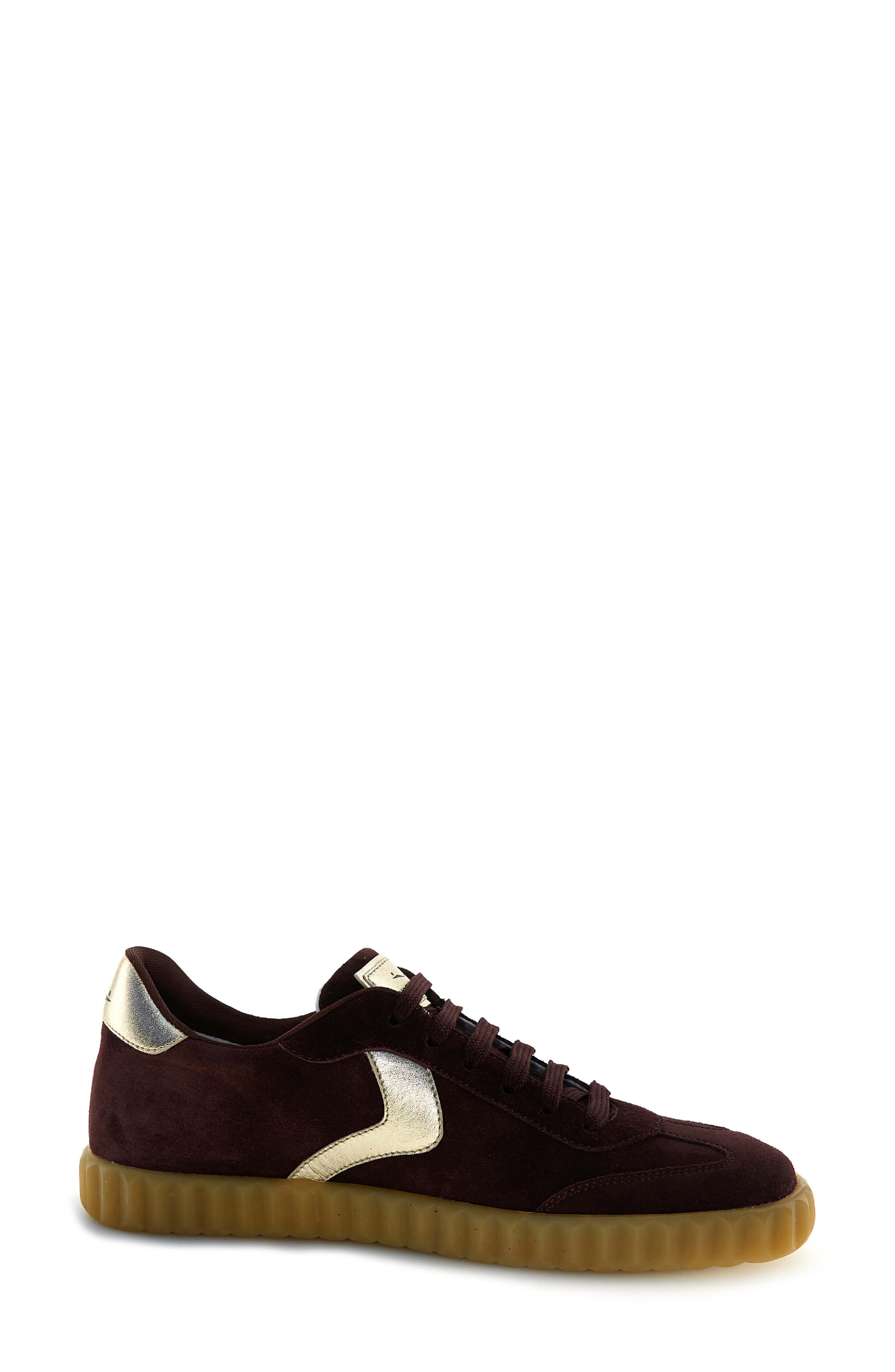 DARK RED