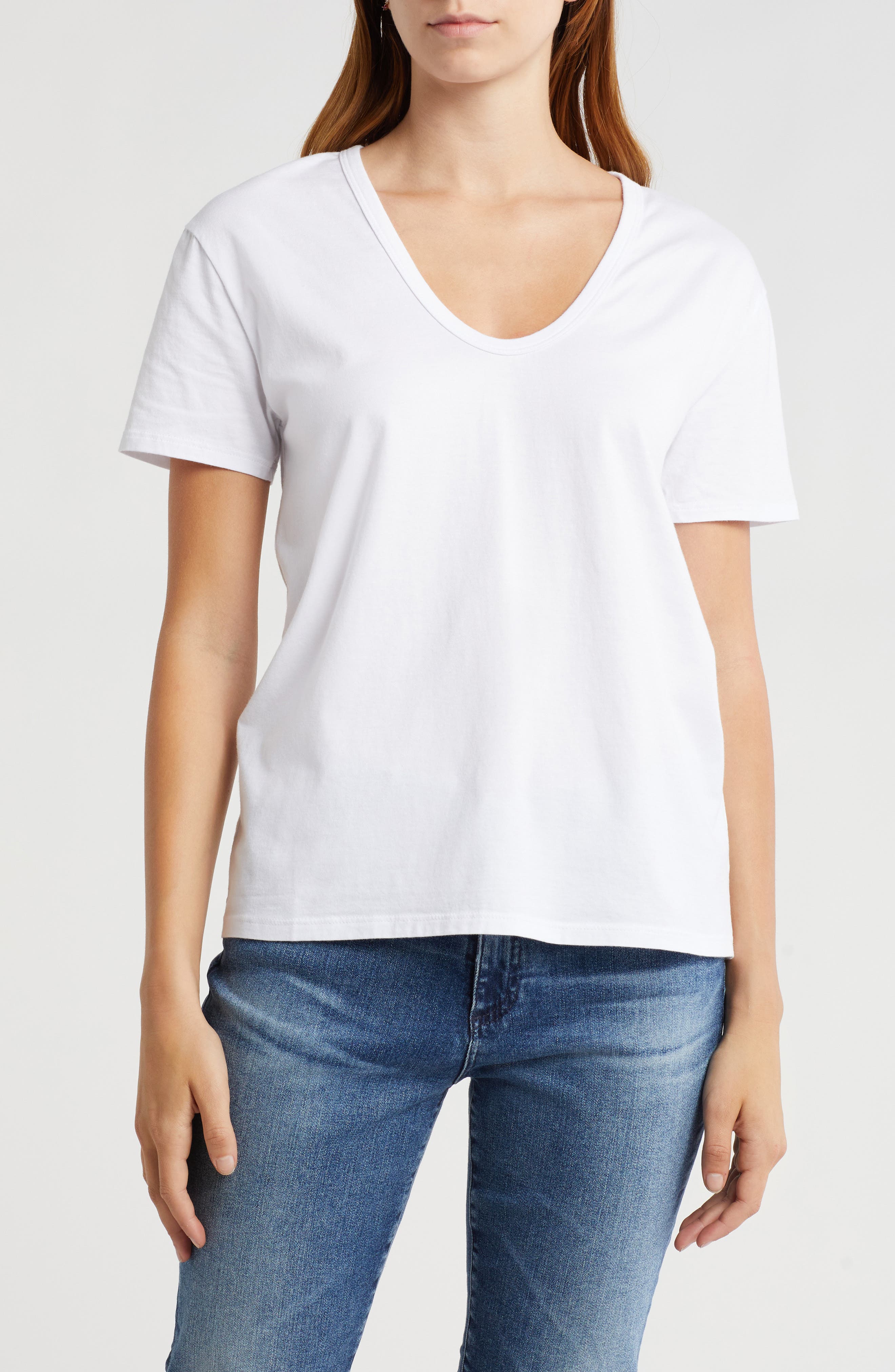 AG Henson V-Neck T-Shirt