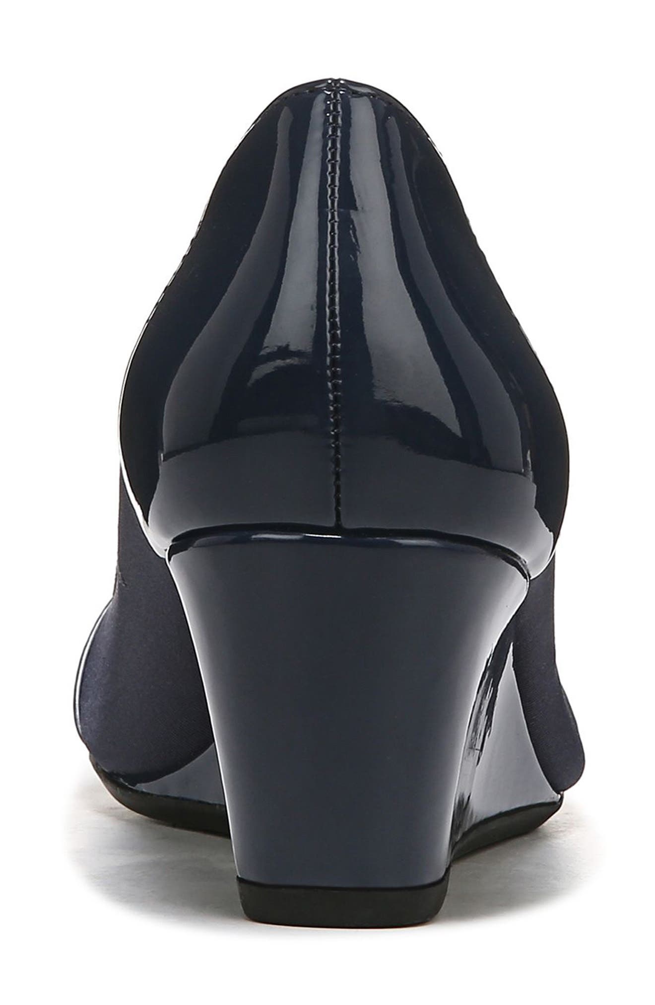 LifeStride Juliana Stretch Wedge Pump, Alternate, color, 