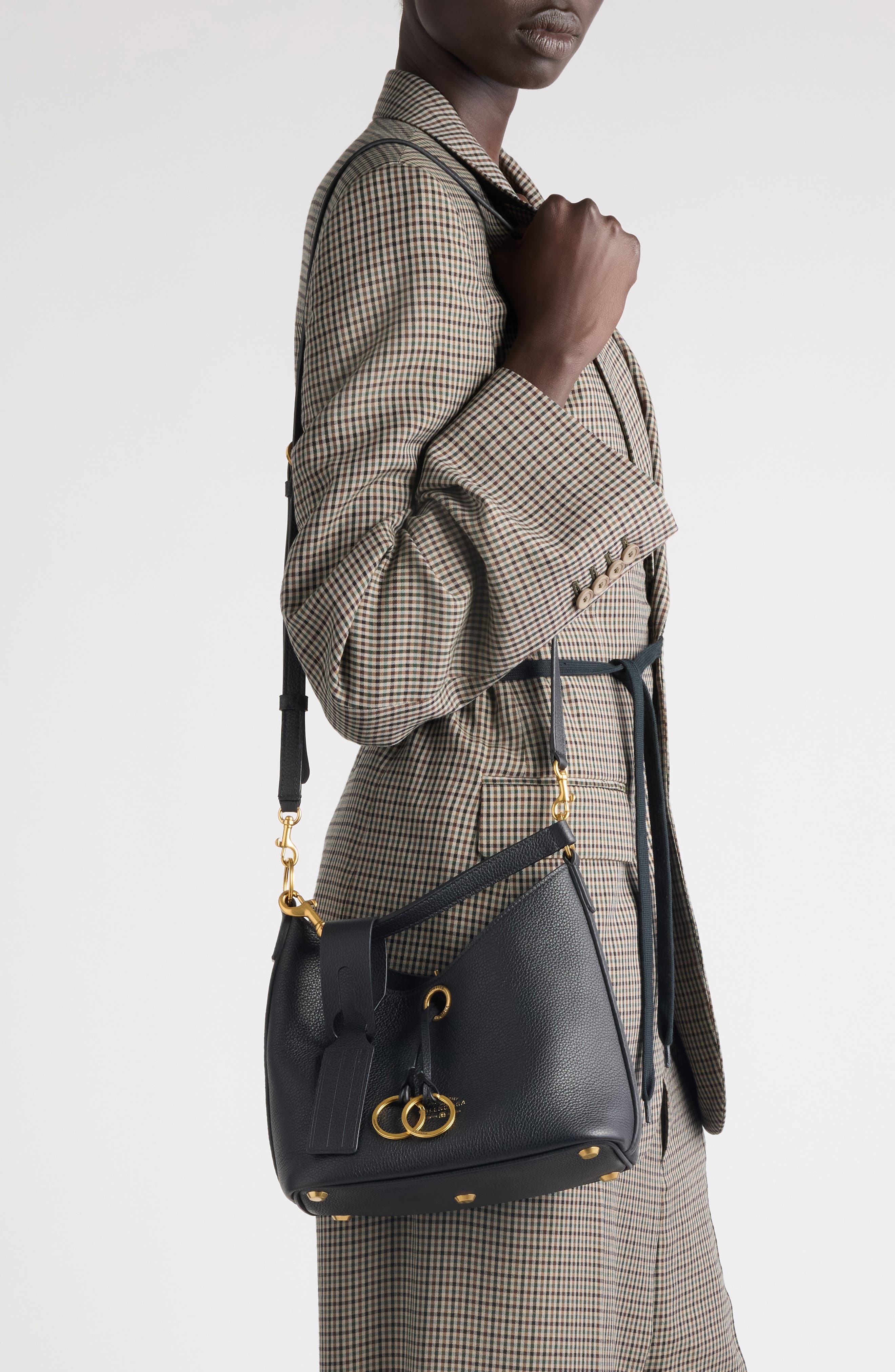 Balenciaga Small Carrie Grained Leather Hobo Bag, Alternate, color, 1000 Black