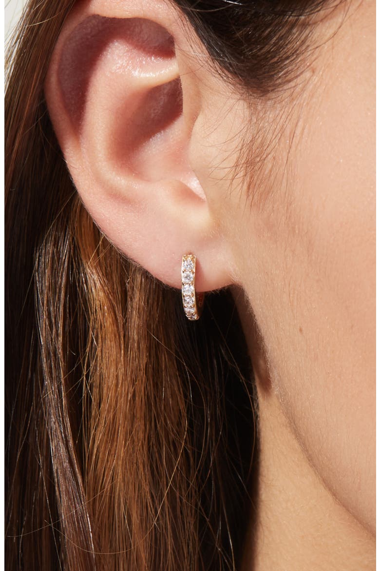 Suzanne Medium Cubic Zirconia Huggie Hoop Earrings, Alternate, color, GOLD CLEAR