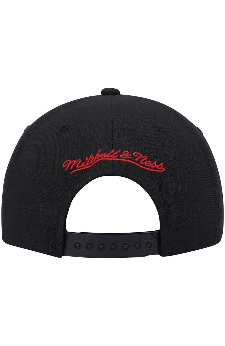 Mitchell & Ness Men's Mitchell & Ness Black Philadelphia 76ers Hardwood Classics Front Loaded Snapback Hat, Alternate, color, Black