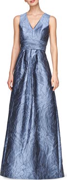 Kay Unger Mariah Crinkle Pleated Gown