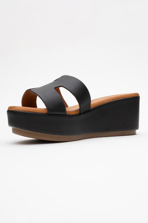 Forever & Always Shoes Lia Leather Platform Sandal In Black