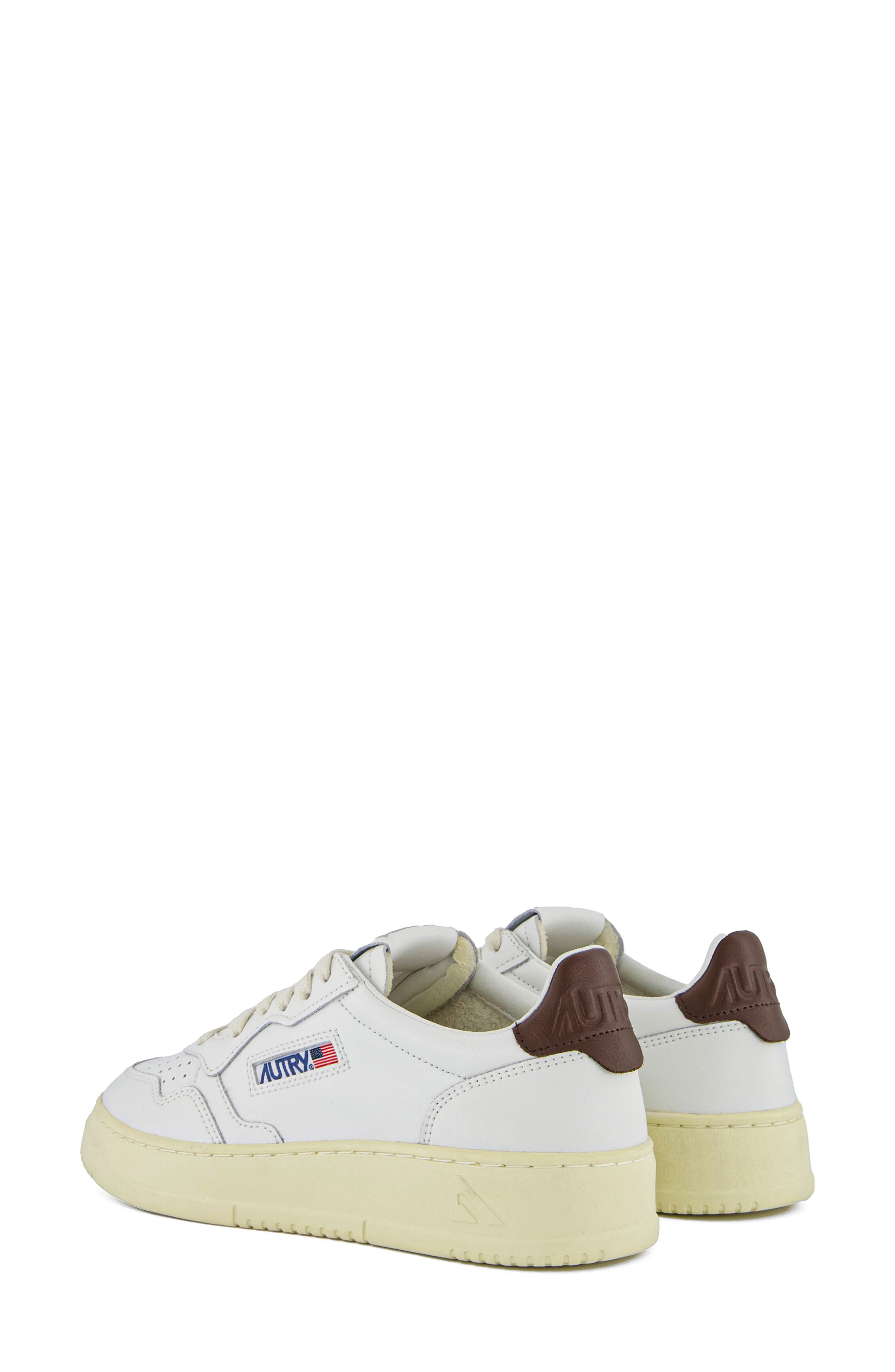 AUTRY Medalist Low Sneaker, Alternate, color, 