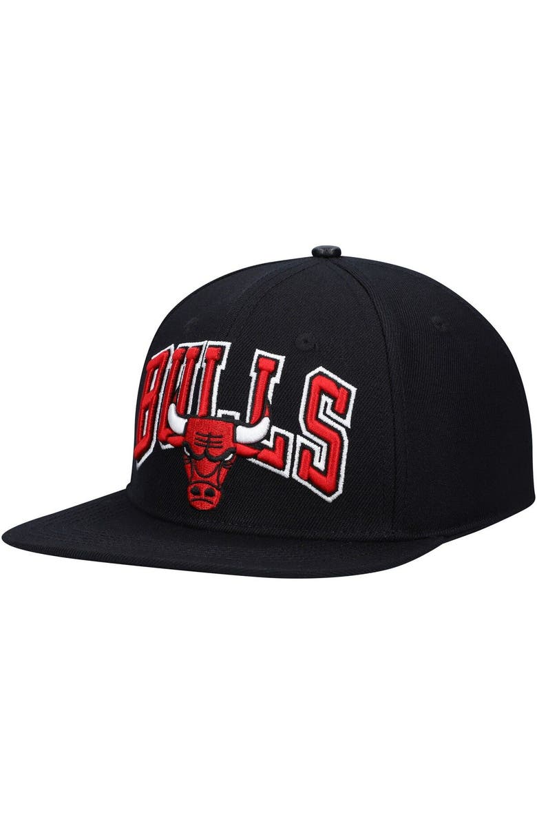 PRO STANDARD Men's Pro Standard Black Chicago Bulls Wordmark Logo Snapback Hat, Alternate, color,