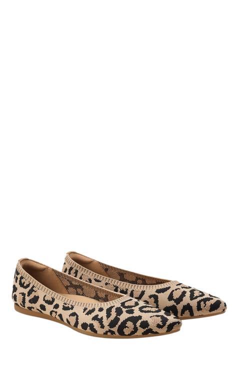 Pointed-Toe Ballet Flats (Aria 5°)