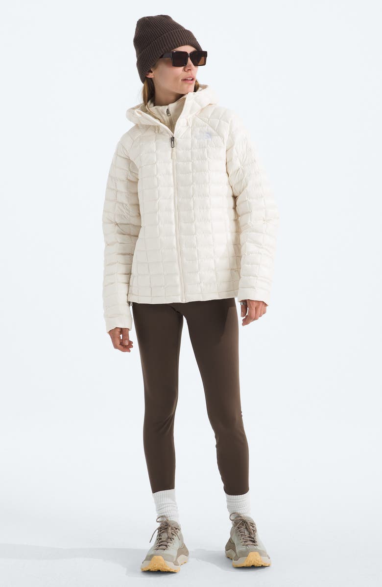 The North Face Thermoball Hooded Jacket, Alternate, color, White Dune