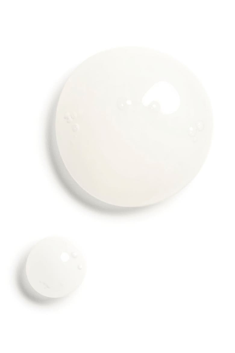 N°1 DE CHANEL REVITALIZING ESSENCE LOTION Plumps - Evens - Illuminates, Alternate, color, NO COLOR