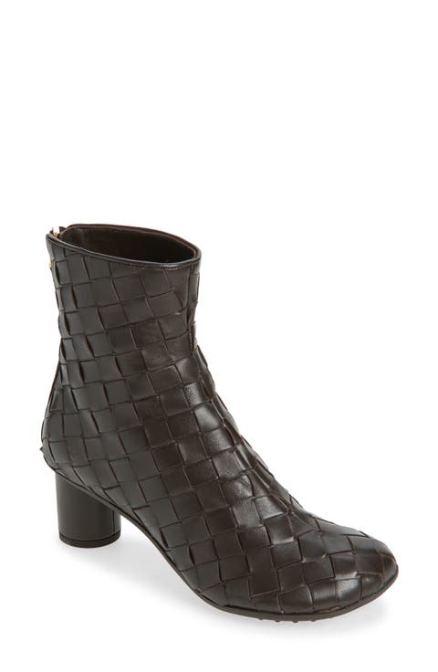 ショートブーツ・ブーティ BOTTEGA VENETA Woman Flat ankle boots Black 764422V3OE0 1000 BOTTEGA VENETA: Boots woman - Black | Bottega Veneta flat