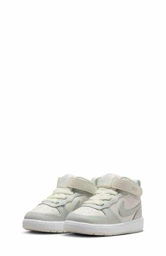 Nike Kids' Court Borough Mid 2 Sneaker