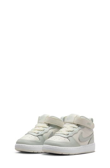 Nike Kids' Court Borough Mid 2 Sneaker