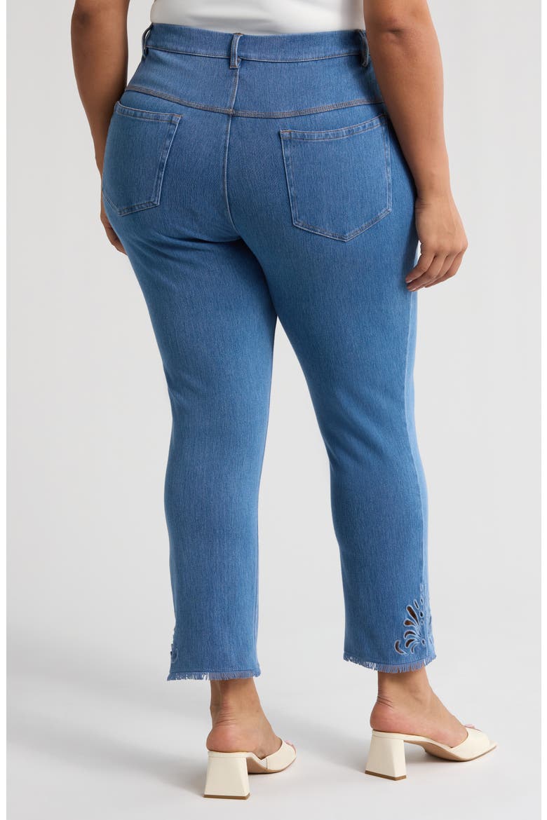 Yori Eyelet Fringe Hem Crop Straight Leg Jeans, Alternate, color, BLEACHED BLUE